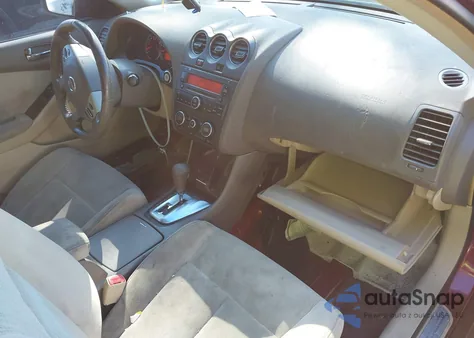 2010 Nissan Altima 2.5 S z USA, uszkodzony, nr VIN 1N4AL2AP7AN449432